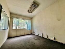 Yio Chu Kang Road (D19), Shop House #605344951